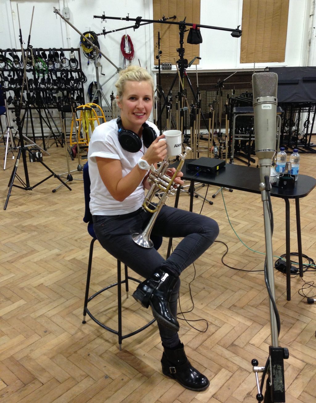 Alison Balsom im Jahr 2013 in den Londoner Abbey Road Studios
